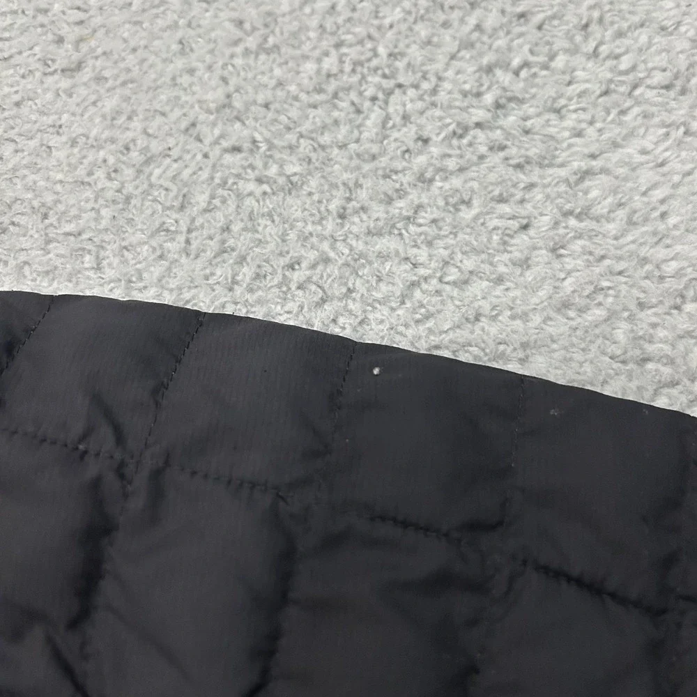 The North Face Jacket Mens Large Black Quilted Lightweight Thermoball Full Zip